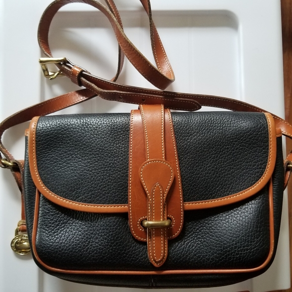 (SOLD!)Dooney & Bourke Vintage, AWL, Matching Crossbody Purse & Wallet Bundle - Picture 2 of 16